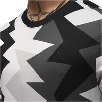 Nike camiseta manga corta hombre M J FLT MVP LS GX CREW 03