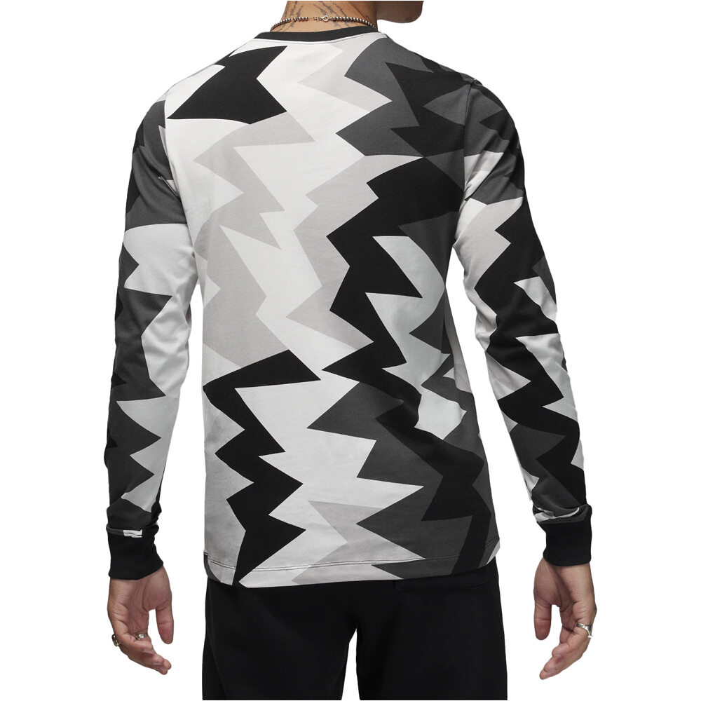 Nike camiseta manga corta hombre M J FLT MVP LS GX CREW vista trasera