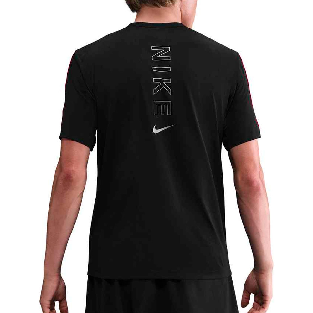 Nike camiseta manga corta hombre M NSW CS DF TEE vista trasera
