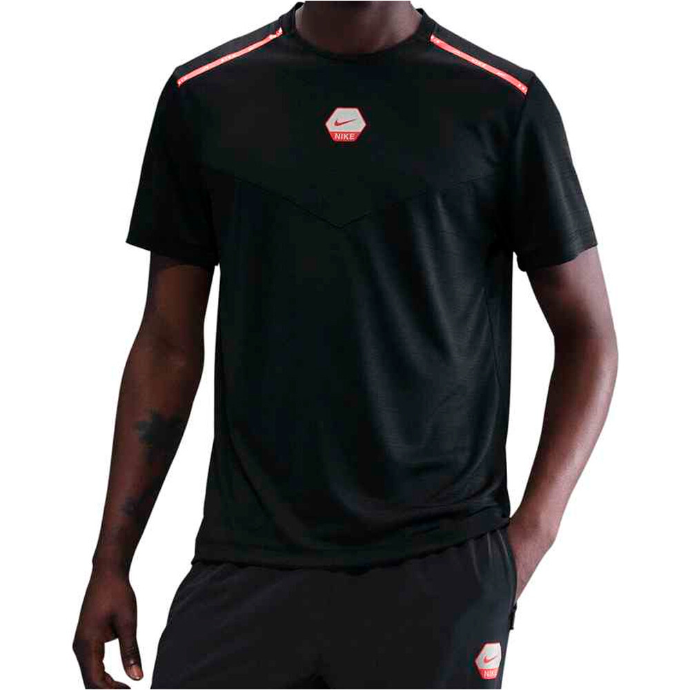 Nike camiseta manga corta hombre M NSW CS RUN TEE vista frontal