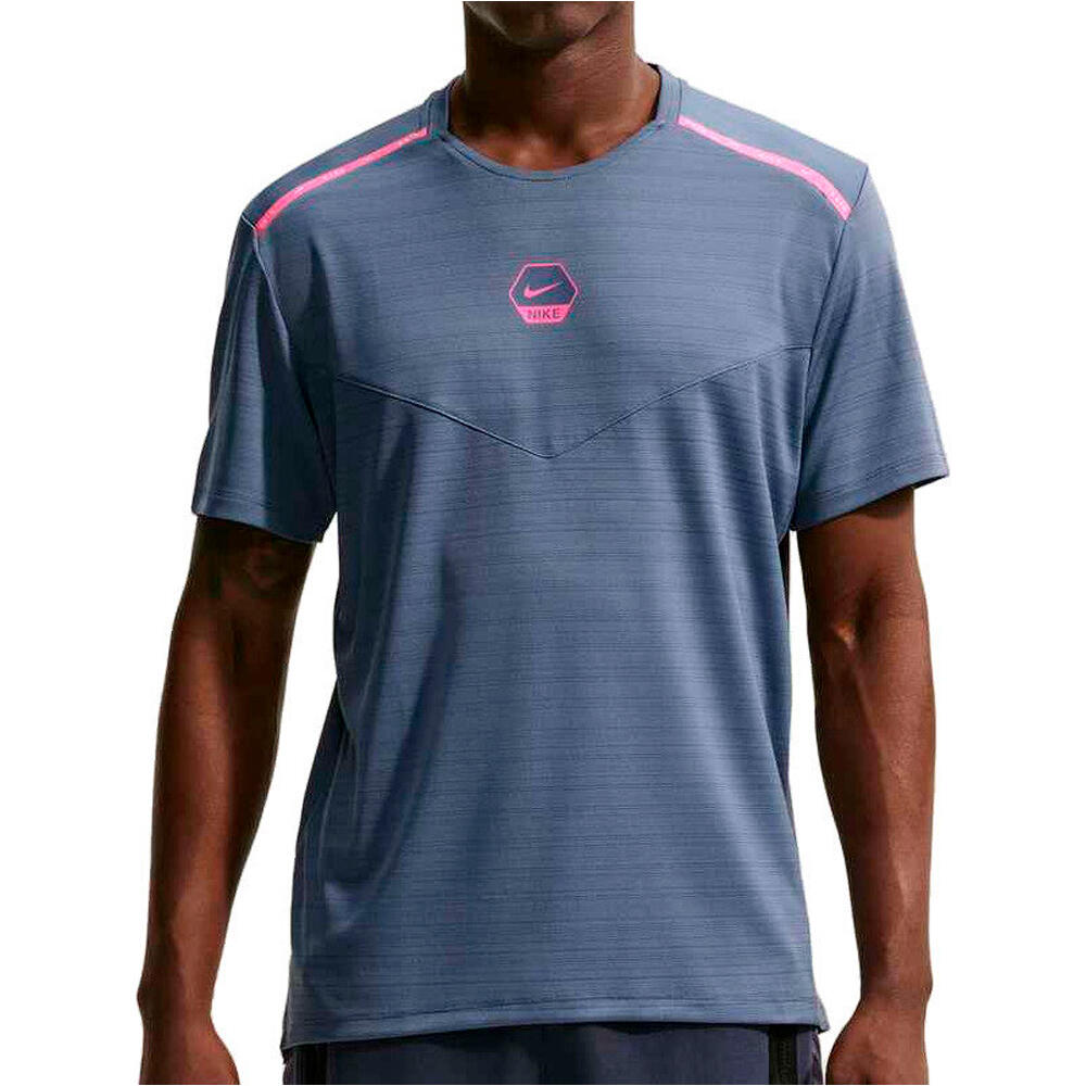 Nike camiseta manga corta hombre M NSW CS RUN TEE vista frontal