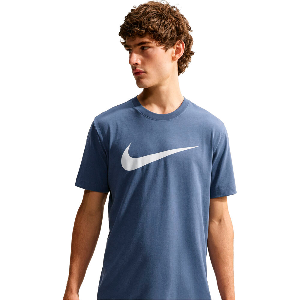 Nike camiseta manga corta hombre M NSW TEE ICON SWOOSH vista detalle