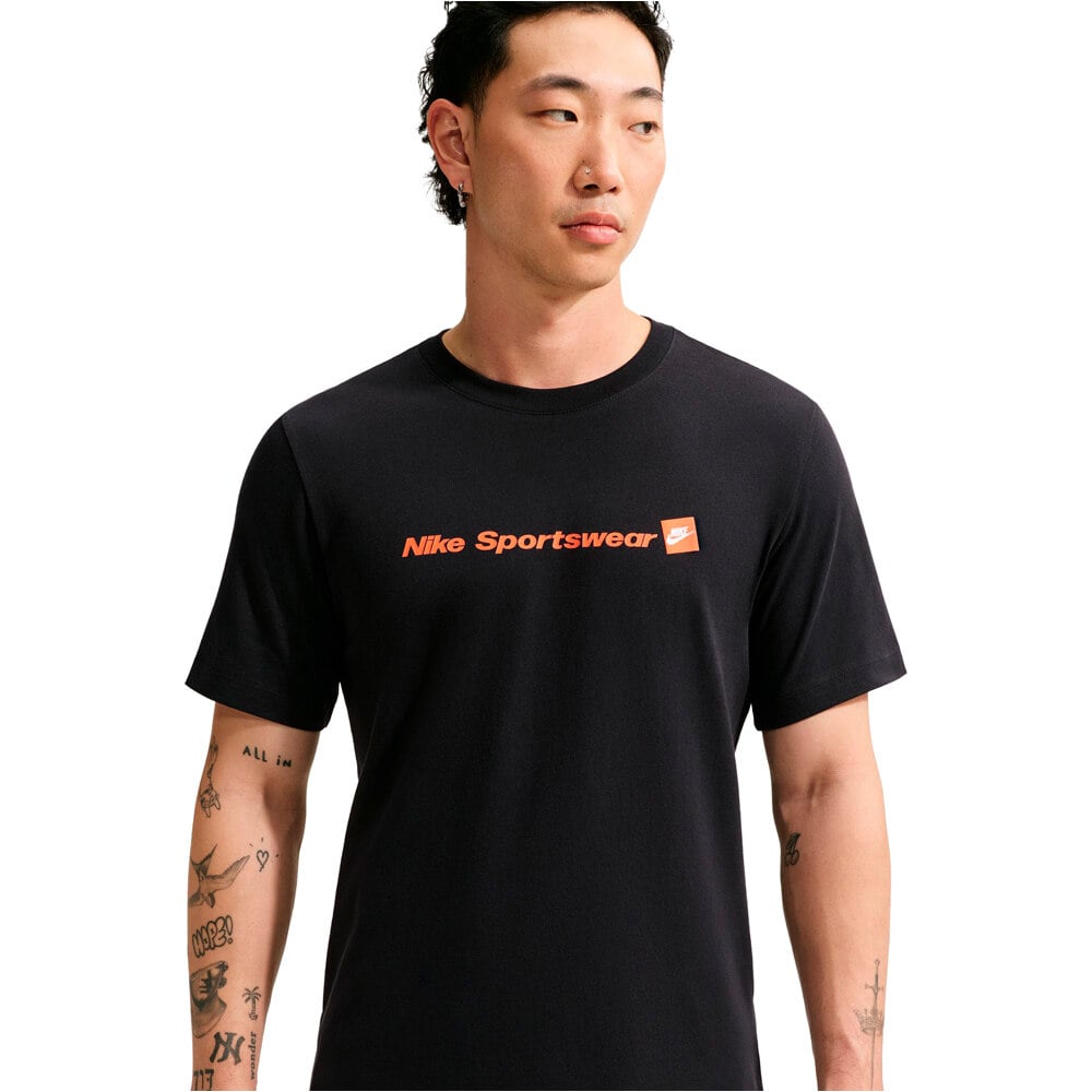 Nike camiseta manga corta hombre M NSW TEE STD SPORTSWEAR vista detalle