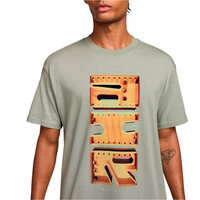 Nike camiseta manga corta hombre U NSW TEE LSE AM DAY PLUS vista detalle