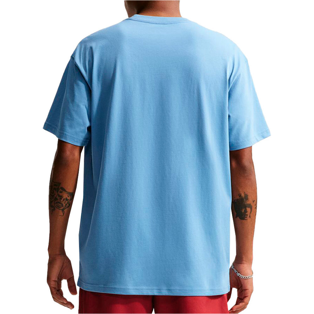 Nike camiseta manga corta hombre U NSW TEE LSE DN FLOCK vista trasera