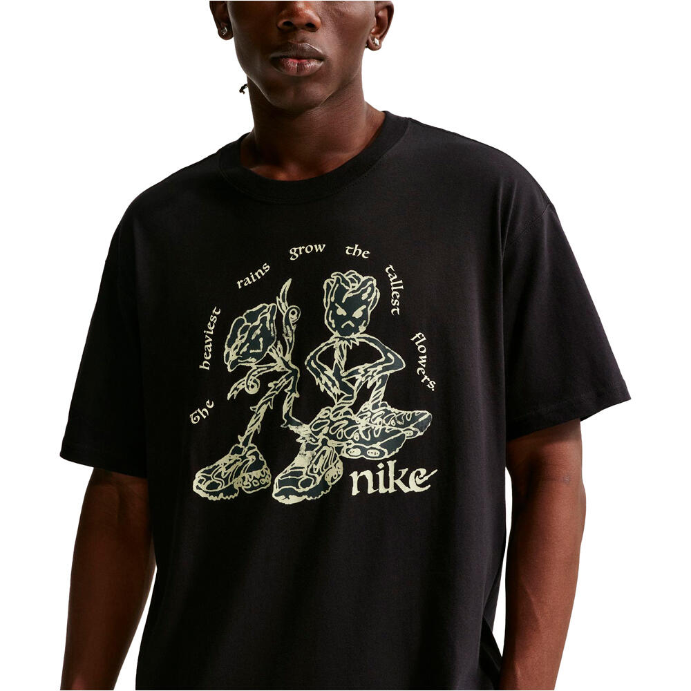 Nike camiseta manga corta hombre U NSW TEE LSE TALL FLOWERS vista detalle