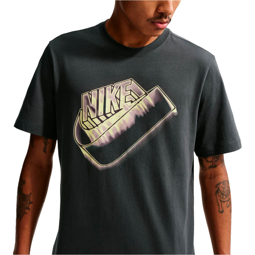 Nike camiseta manga corta hombre U NSW TEE STD BLUR FUTURA vista detalle