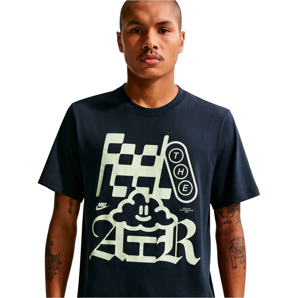 Nike camiseta manga corta hombre U NSW TEE STD CLOUD AIR vista detalle