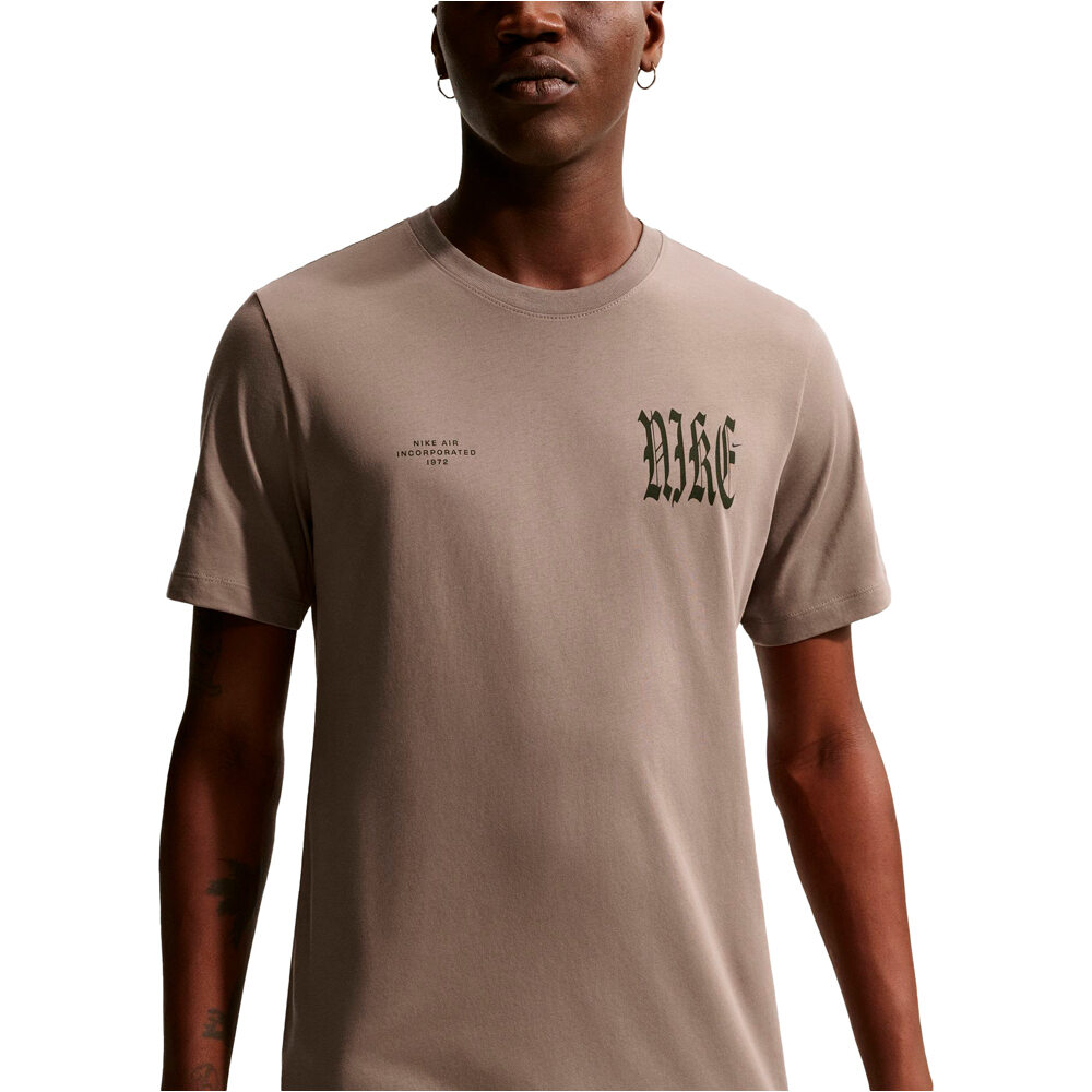 Nike camiseta manga corta hombre U NSW TEE STD WE FLOAT vista detalle