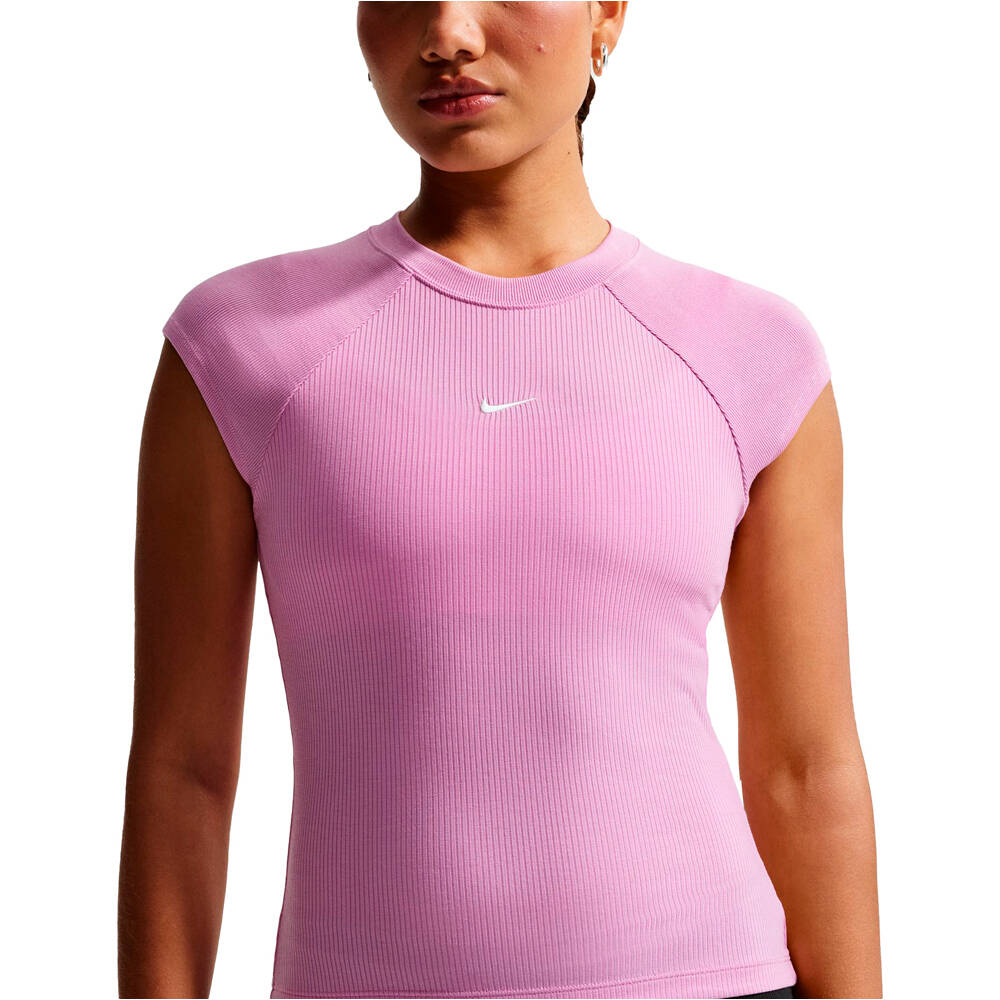 Nike camiseta manga corta mujer W NSW CHILL KNIT RIB SS TOP vista detalle