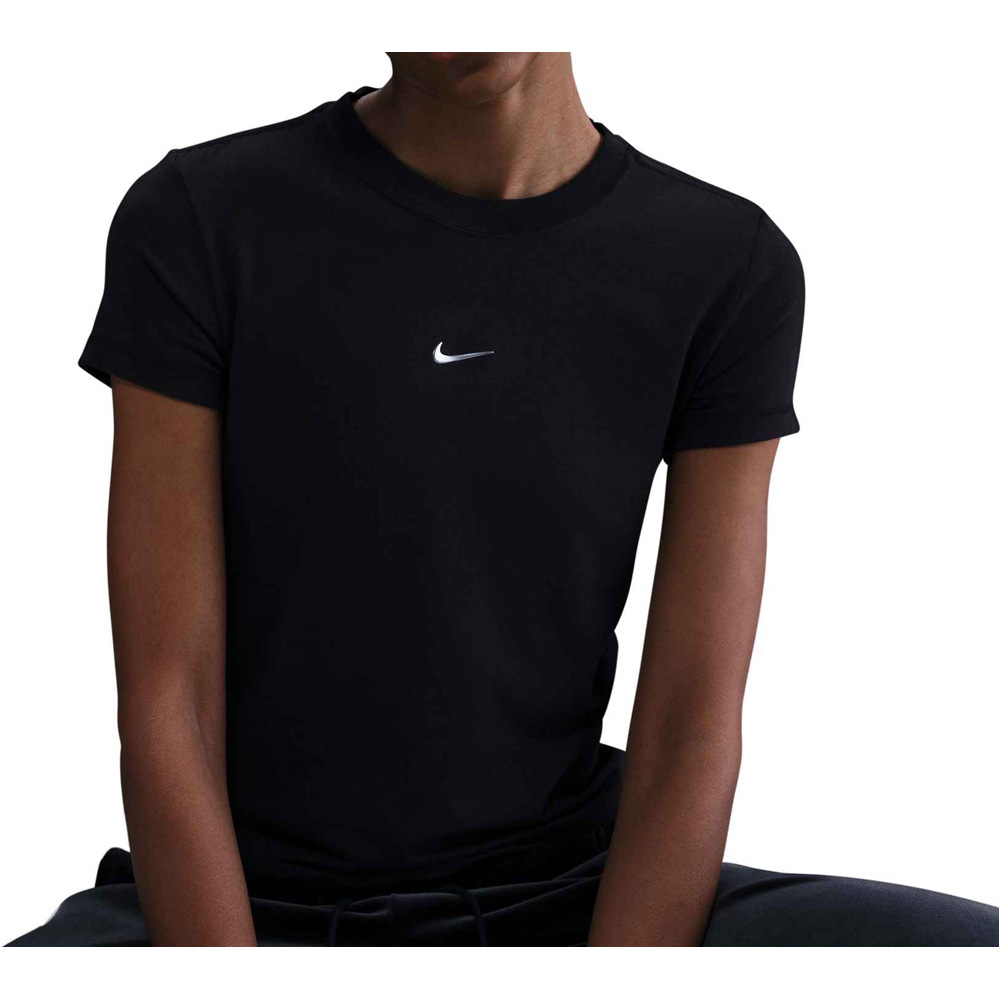 Nike camiseta manga corta mujer W NSW CHLL KNT MD CRP GLS EMEA vista frontal