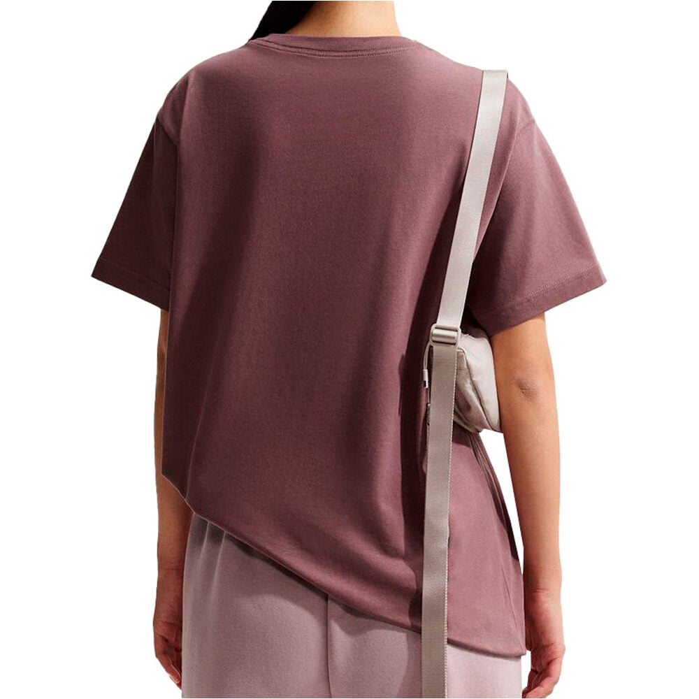 Nike camiseta manga corta mujer W NSW CLASSIC SS TEE vista trasera