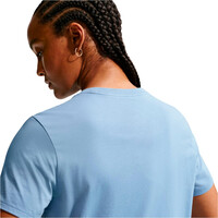 Nike camiseta manga corta mujer W NSW CLUB SS TEE 03