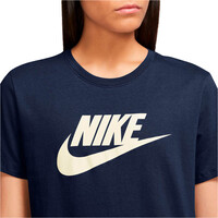 Nike camiseta manga corta mujer W NSW CLUB SS TEE ICN FTRA vista detalle