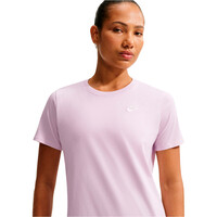 Nike camiseta manga corta mujer W NSW CLUB SS TEE vista detalle