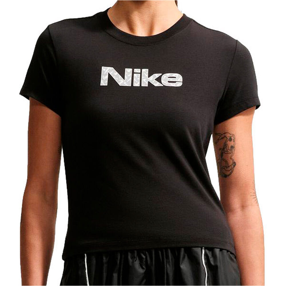 Nike camiseta manga corta mujer W NSW NK CHLLKNT MDCRP TEE LCE vista frontal