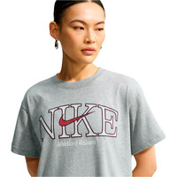 Nike camiseta manga corta mujer W NSW NK CLSC BF TEE NK CC vista detalle