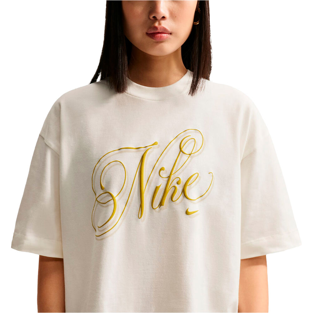 Nike camiseta manga corta mujer W NSW SS TEE BOXY SCRIPT 03