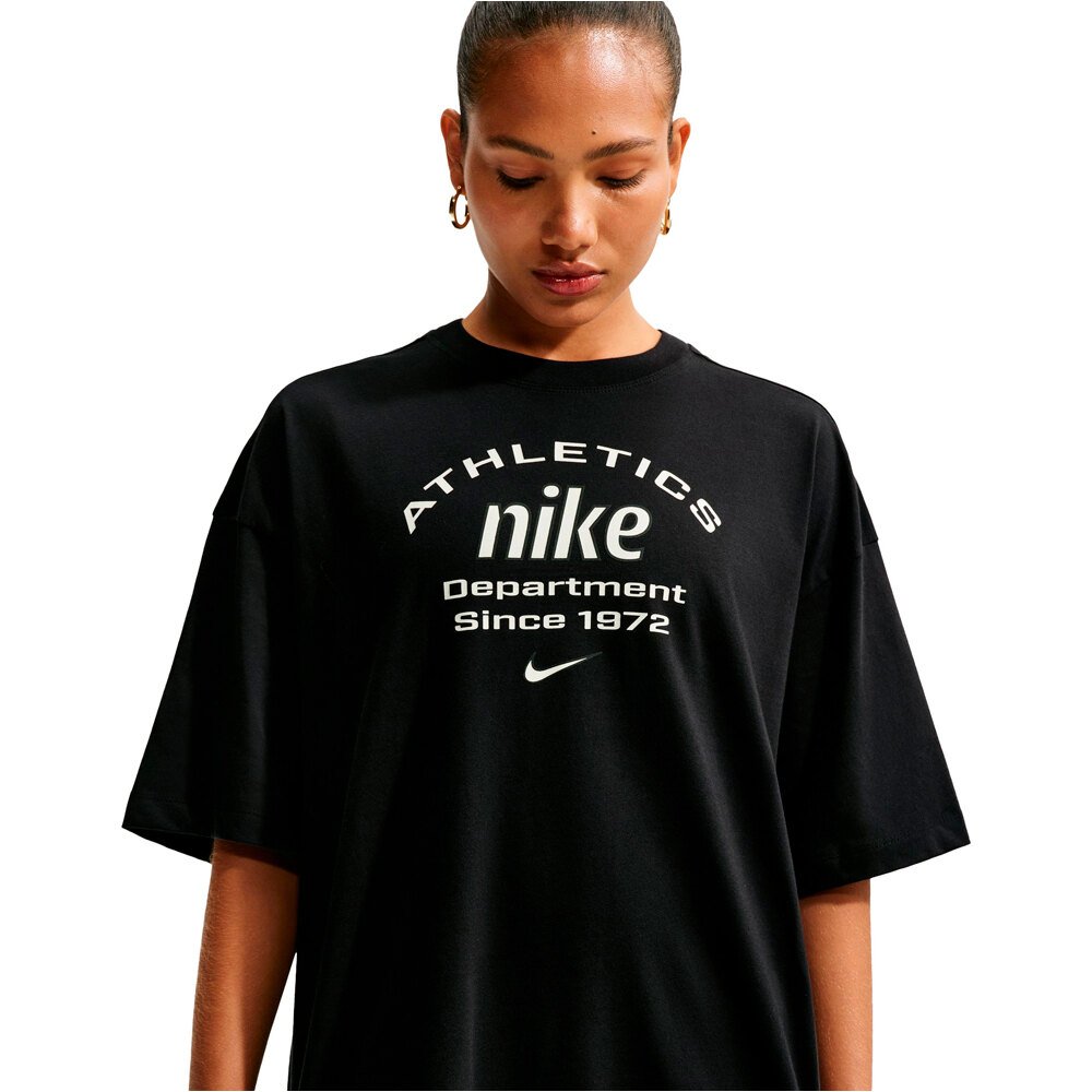 Nike camiseta manga corta mujer W NSW X TRNG SS TEE OS vista detalle