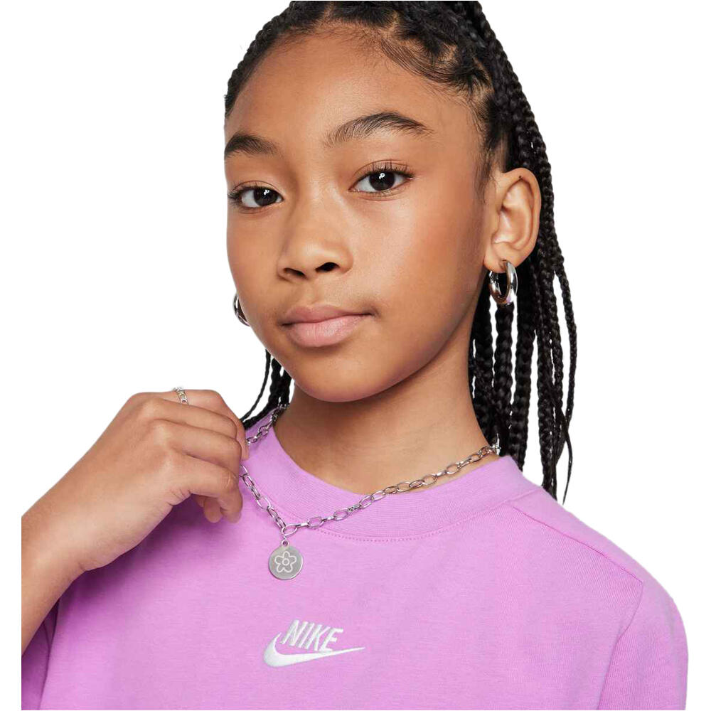 Nike camiseta manga corta niña G NSW SS TOP JSY LBR vista detalle