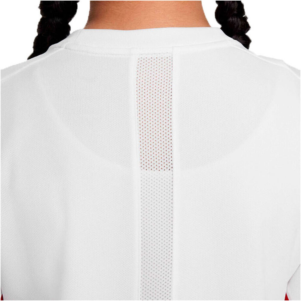 Nike camiseta manga corta niño B NK DF MULTI  SS TOP GX LOVE 03