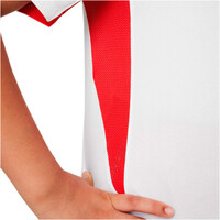 Nike camiseta manga corta niño B NK DF MULTI  SS TOP GX LOVE vista detalle