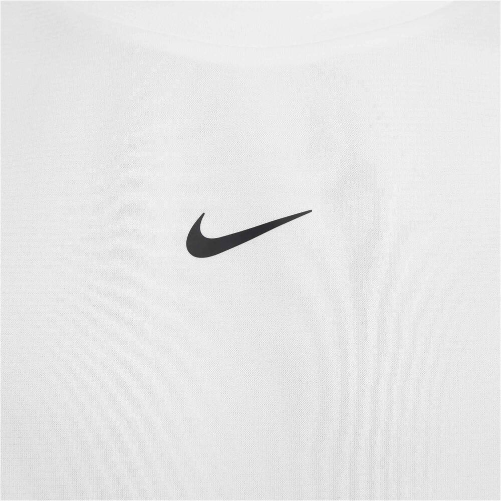 Nike camiseta manga corta niño B NK DF MULTI SS  TOP LBR HTHR 03