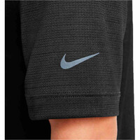Nike camiseta manga corta niño B NK DF MULTI TECH SS TOP 03