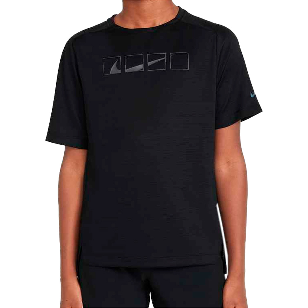 Nike camiseta manga corta niño B NK DF MULTI TECH SS TOP vista frontal