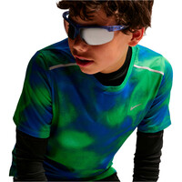 Nike camiseta manga corta niño K NK DF MILER SS TOP NOVELTY vista detalle