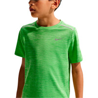 Nike camiseta manga corta niño K NK DF MILER SS TOP vista detalle