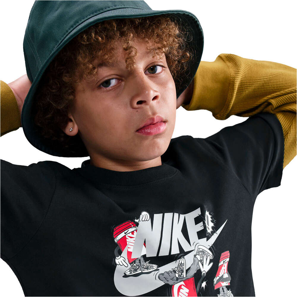 Nike camiseta manga corta niño K NSW TEE BOXY BREAK DANCE 04