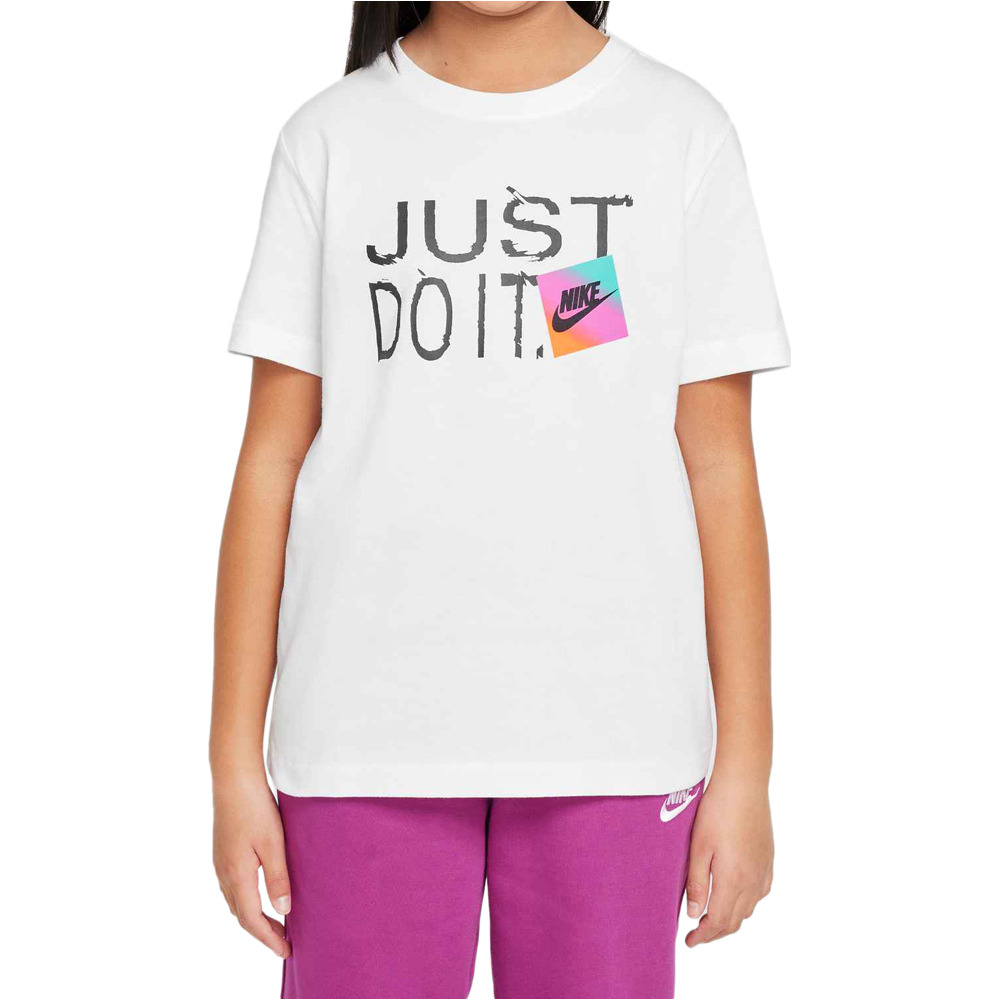 Nike camiseta manga corta niño K NSW TEE BRANDMARK 1 JDI vista frontal