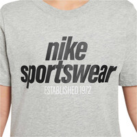 Nike camiseta manga corta niño K NSW TEE CLUB FAM 03