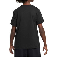 Nike camiseta manga corta niño K NSW TEE EMB FUTURA LBR vista trasera