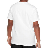 Nike camiseta manga corta niño K NSW TEE LOGOS vista trasera