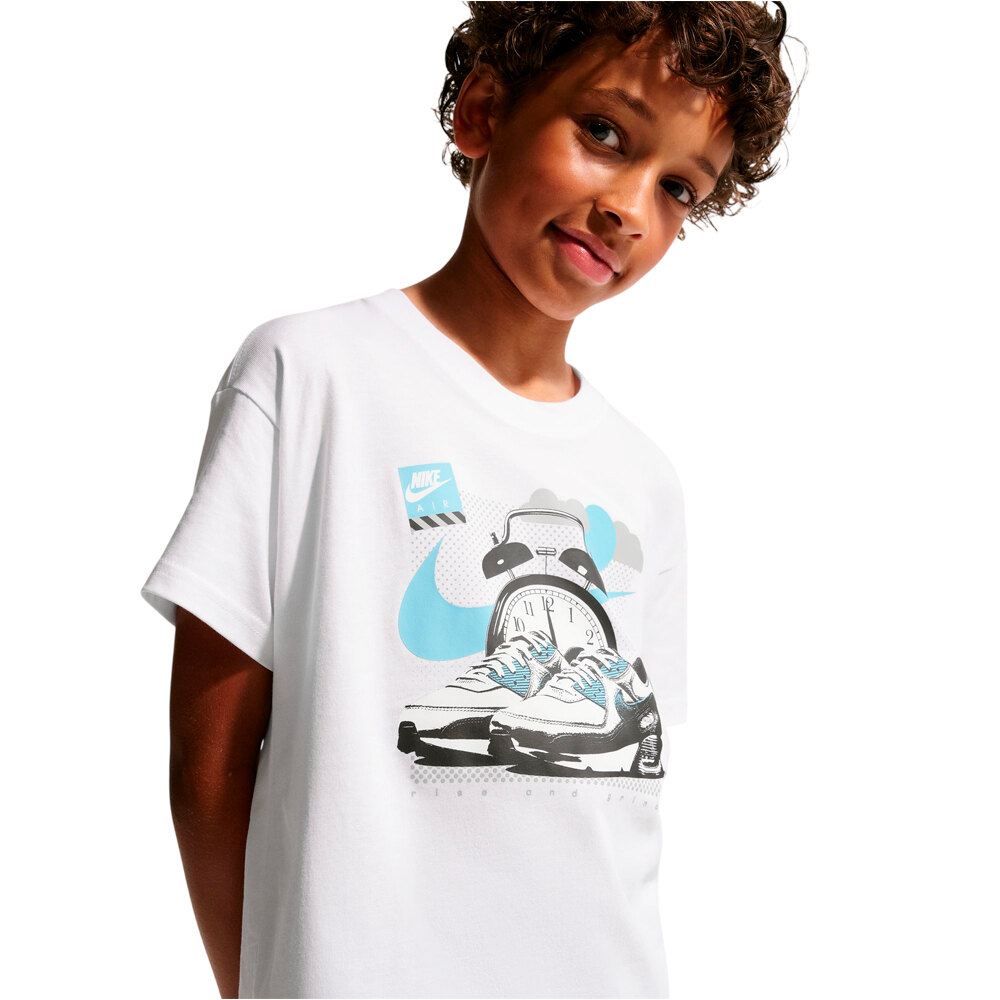 Nike camiseta manga corta niño K NSW TEE PHOTO RISE vista detalle