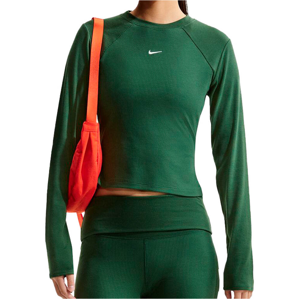 Nike camiseta manga larga mujer W NSW CHILL KNIT RIB LS TOP vista frontal