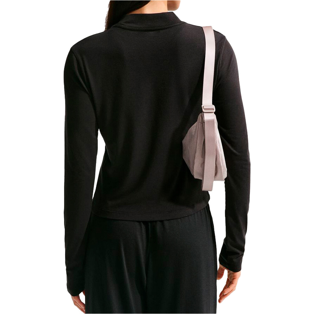 Nike camiseta manga larga mujer W NSW NK CHLL KNT MOCK TEE vista trasera