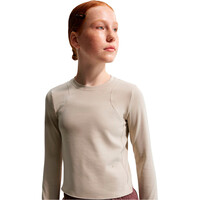 Nike camiseta manga larga niña G NK MAVN DF RIBBED LS TOP vista detalle