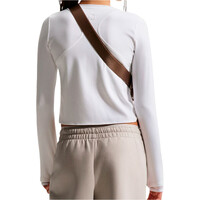 Nike camiseta manga larga niña G NK MAVN DF RIBBED LS TOP vista trasera