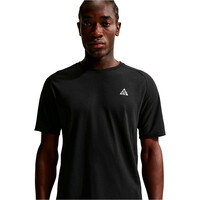 Nike camiseta técnica manga corta hombre M ACG DFADV SOLAR CHASE SS vista detalle