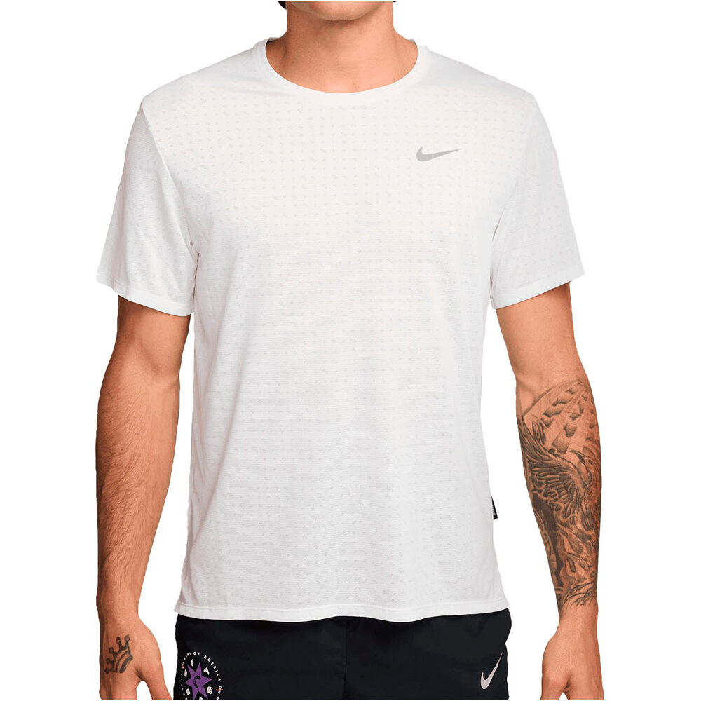 Nike camiseta técnica manga corta hombre M NK DF BREATHE MILER SS TOP vista frontal