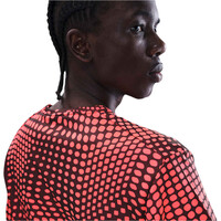 Nike camiseta técnica manga corta hombre M NK DF MILER PRNT/MAT EXT vista detalle