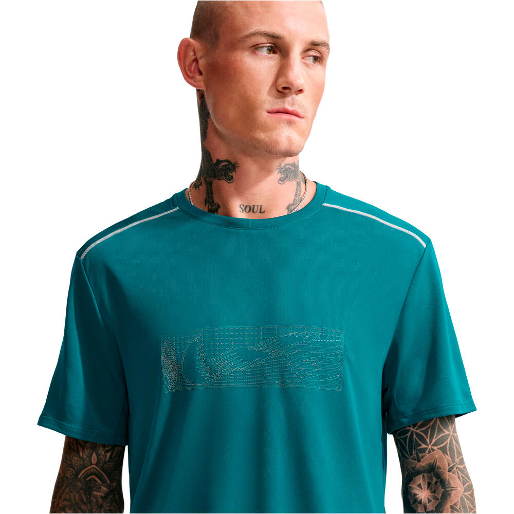 Nike camiseta técnica manga corta hombre M NK DF MILER WNT SS TOP vista detalle
