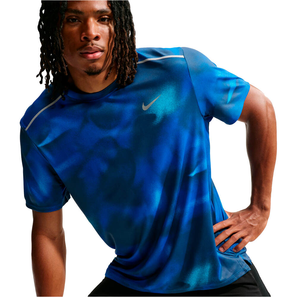 Nike camiseta técnica manga corta hombre M NK DF UV MILER AOP SS vista detalle