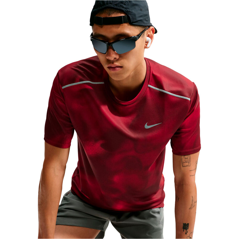 Nike camiseta técnica manga corta hombre M NK DF UV MILER AOP SS vista detalle