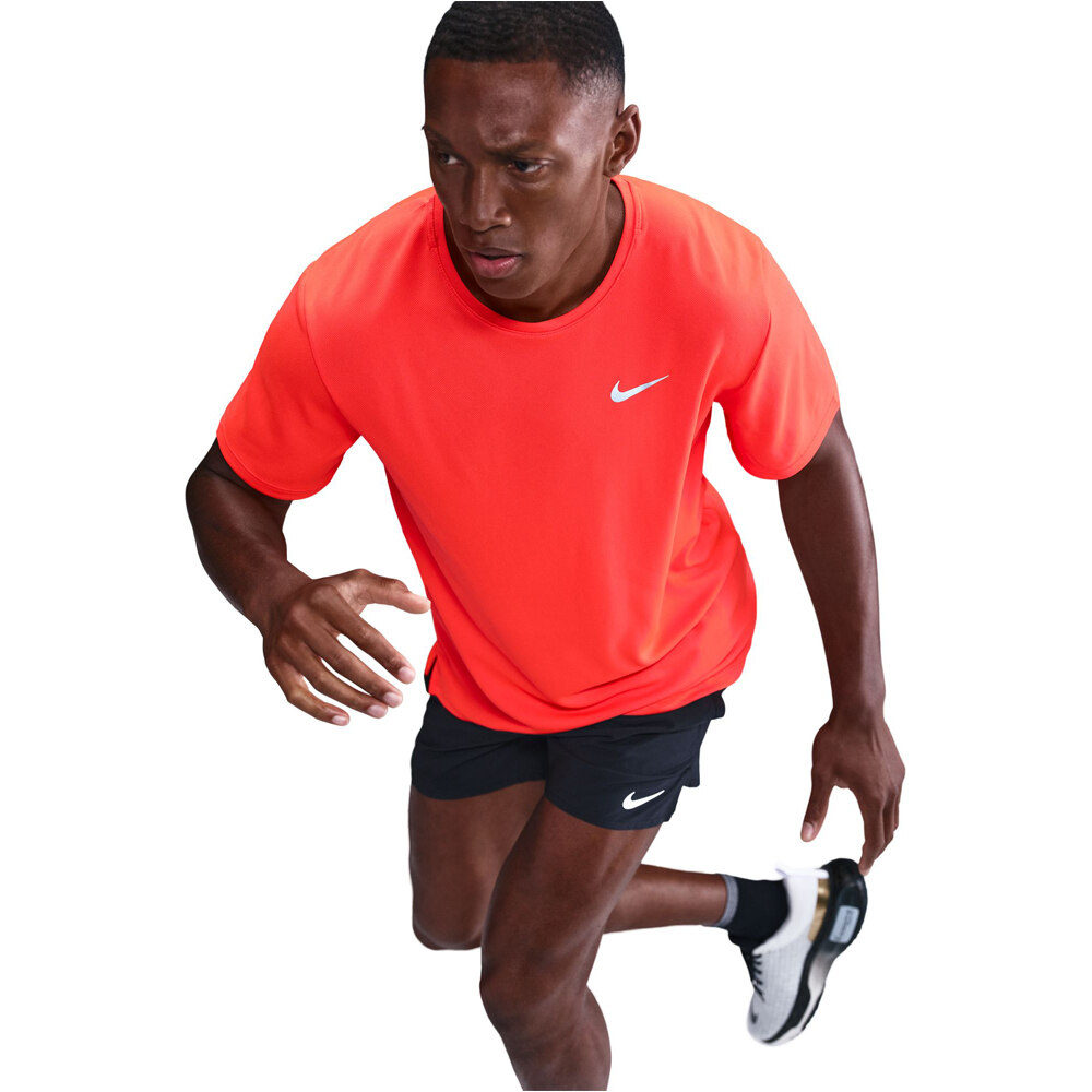 Nike camiseta técnica manga corta hombre M NK DF UV MILER SS vista detalle