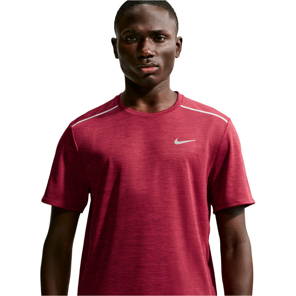 Nike camiseta técnica manga corta hombre M NK DF UV MILER SS vista detalle