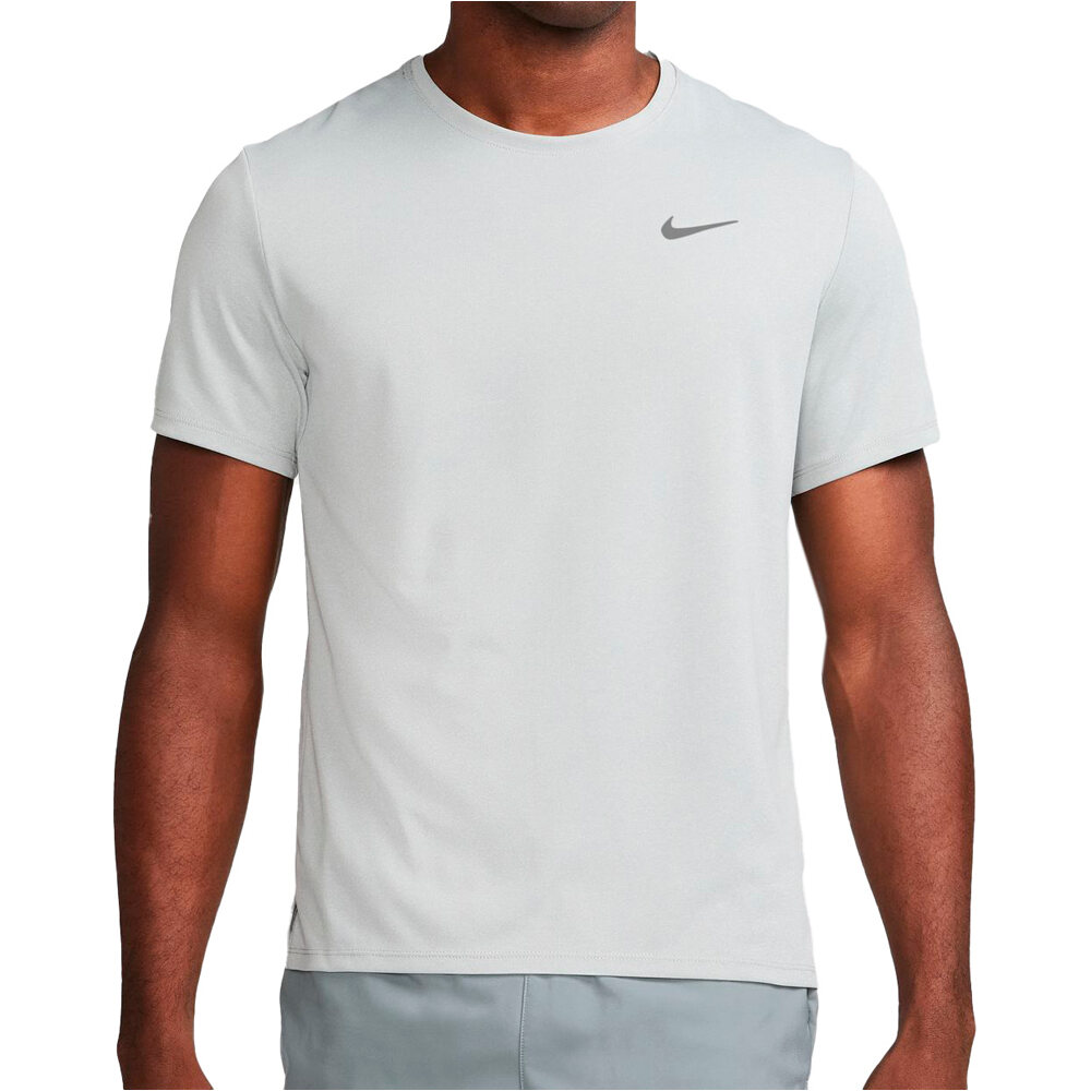 Nike camiseta técnica manga corta hombre M NK DF UV MILER SS vista frontal